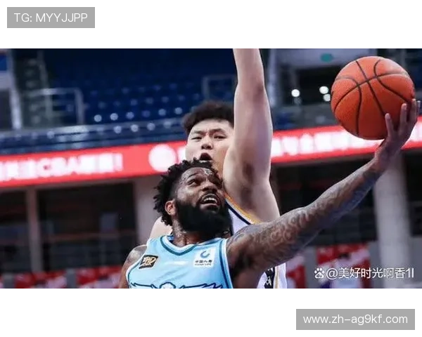 网友质疑：“CBA不就是看足球的吗？”